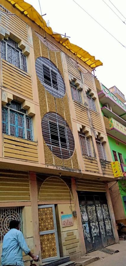 Hostel Relax Homestay جايا المظهر الخارجي الصورة